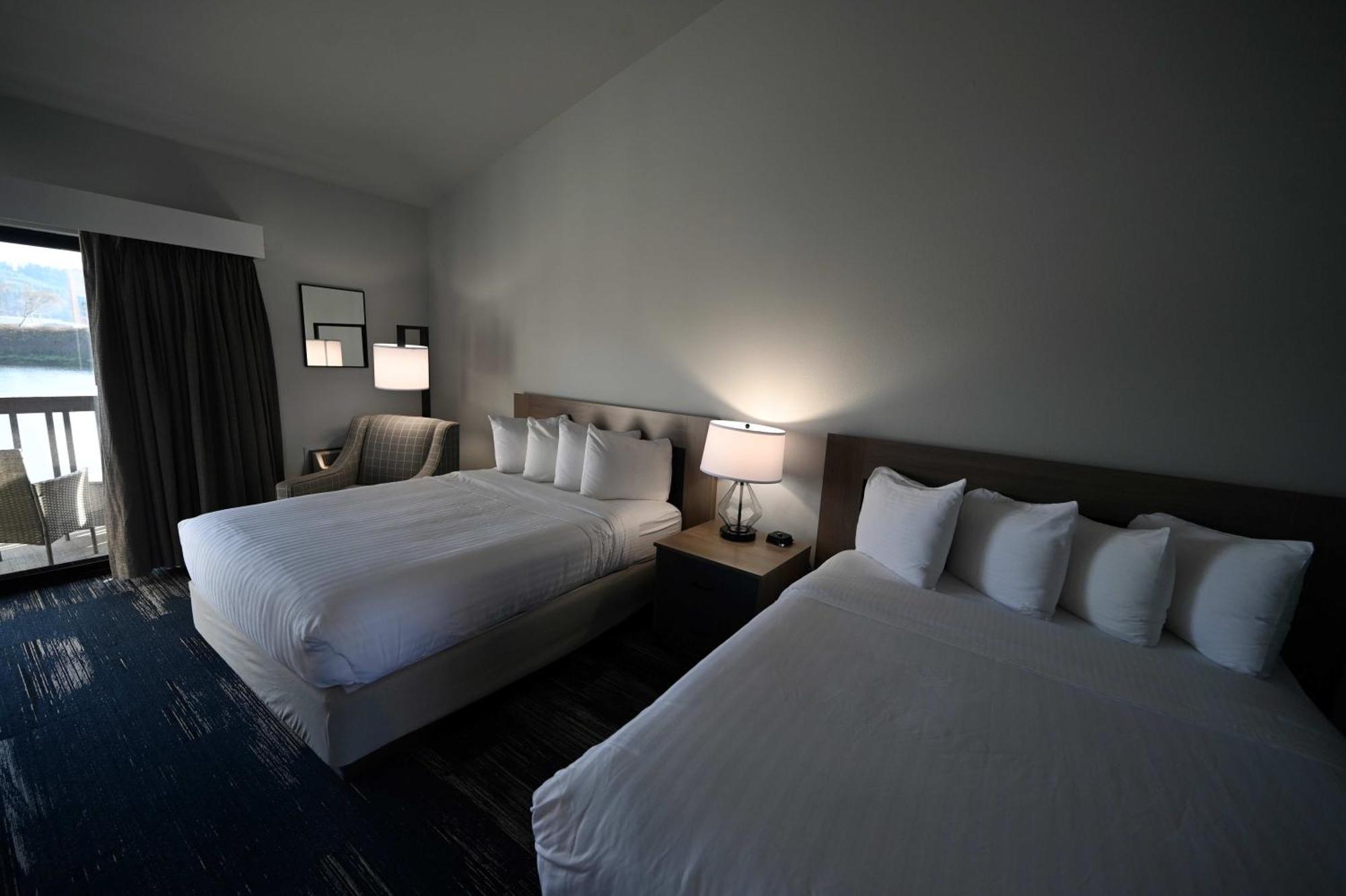 Edgewater Inn And Suites, Ascend Hotel Collection Coos Bay Exteriér fotografie