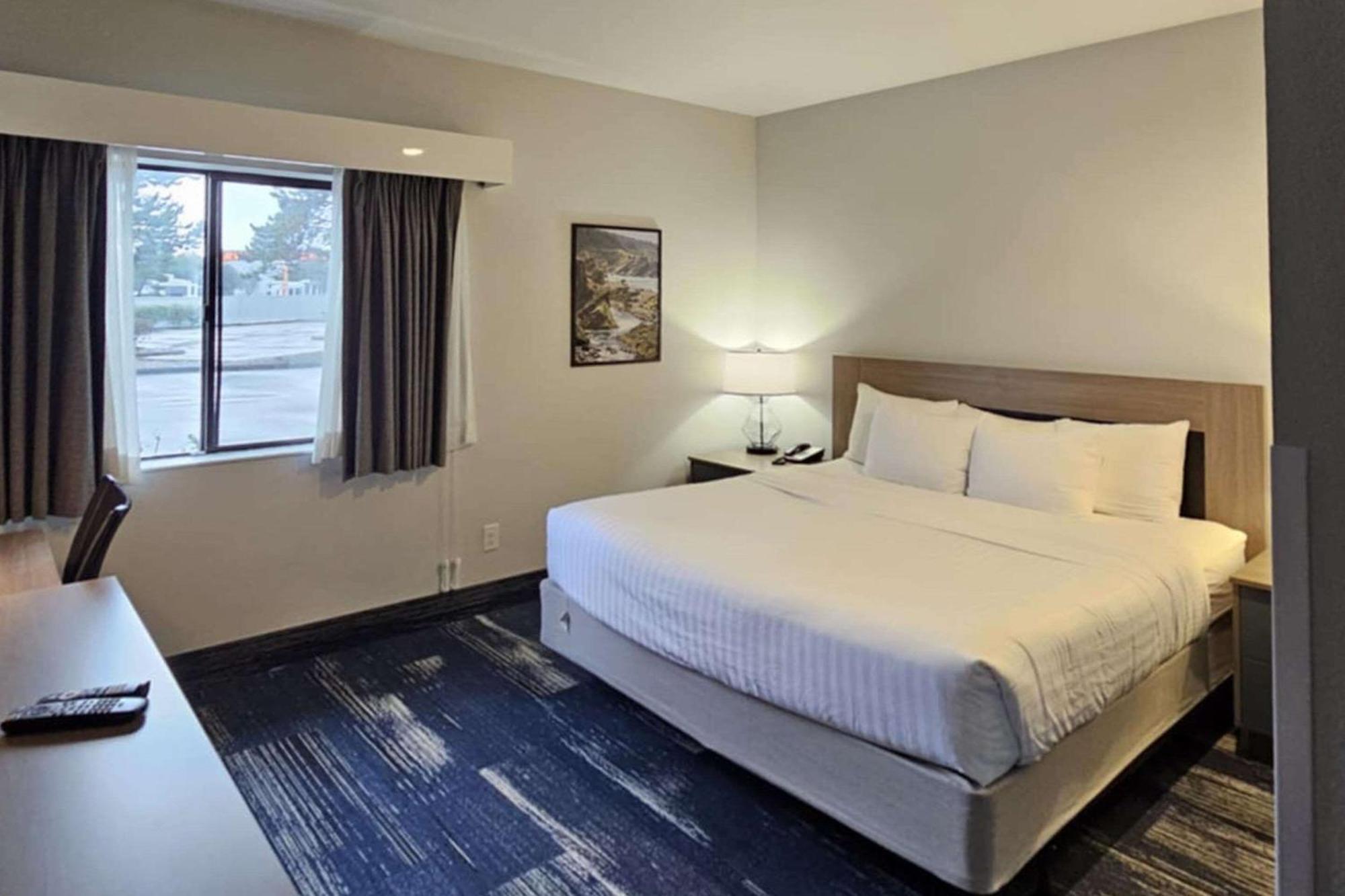 Edgewater Inn And Suites, Ascend Hotel Collection Coos Bay Exteriér fotografie