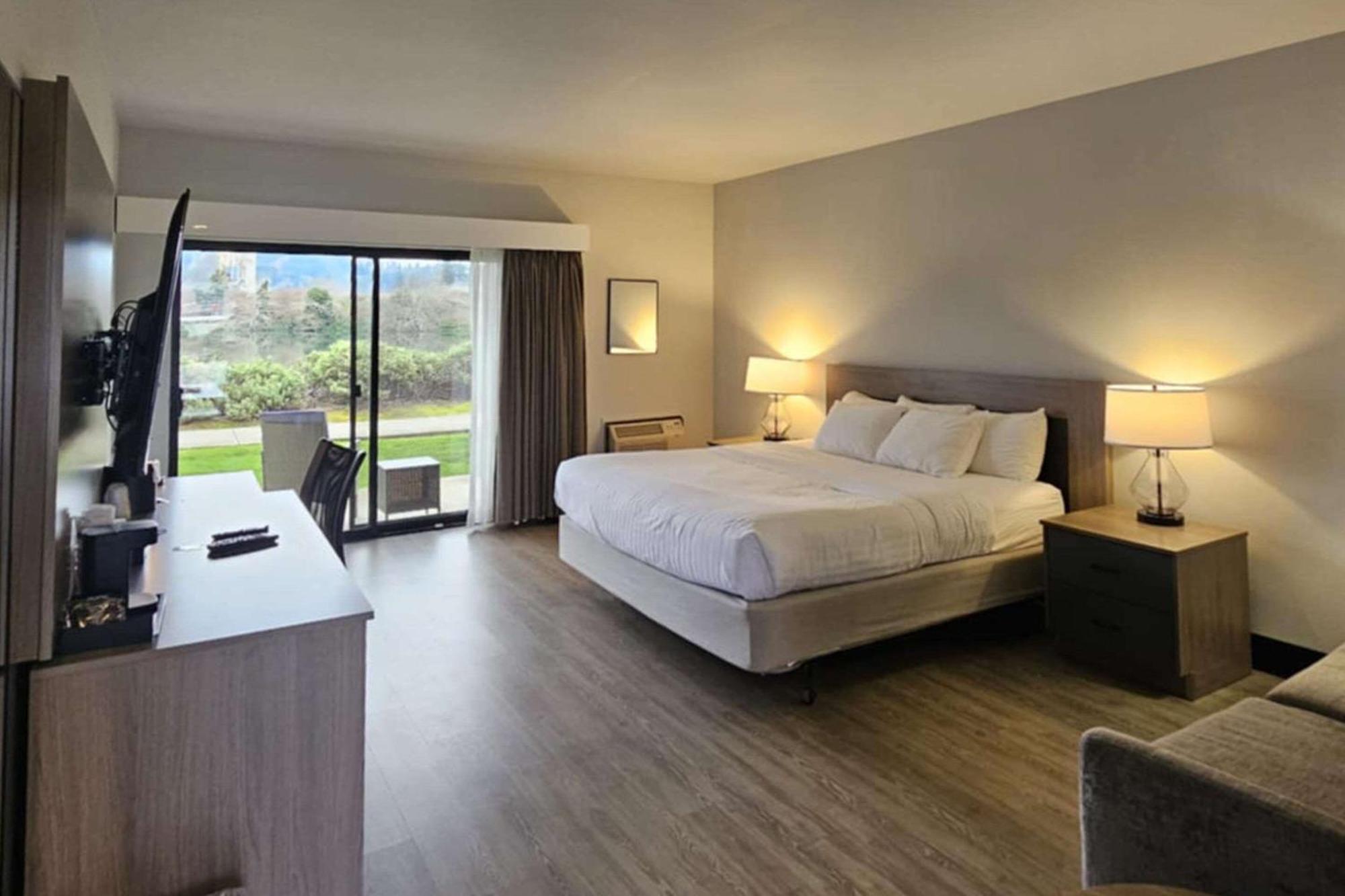 Edgewater Inn And Suites, Ascend Hotel Collection Coos Bay Exteriér fotografie