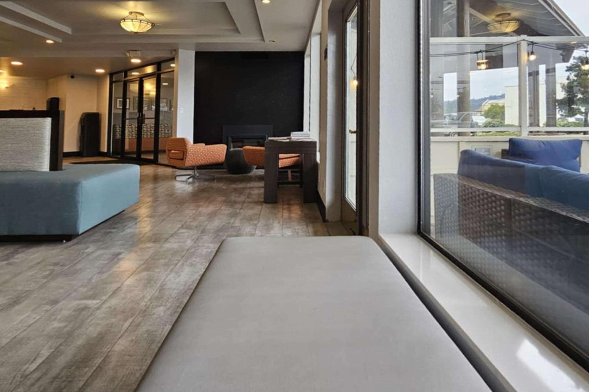Edgewater Inn And Suites, Ascend Hotel Collection Coos Bay Exteriér fotografie