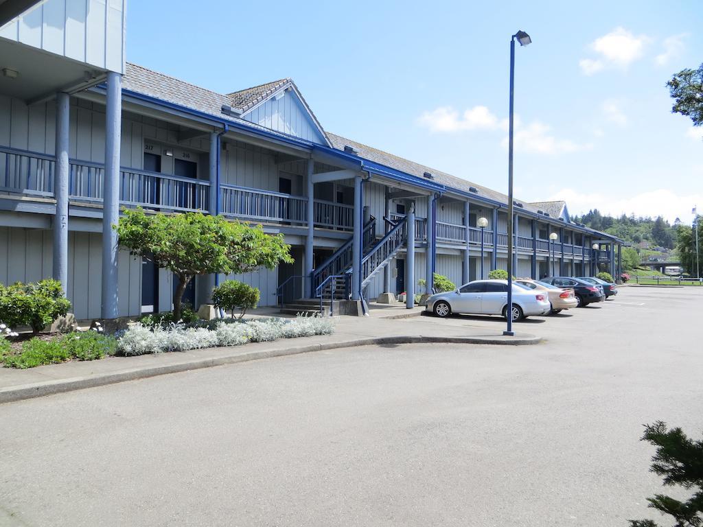 Edgewater Inn And Suites, Ascend Hotel Collection Coos Bay Exteriér fotografie